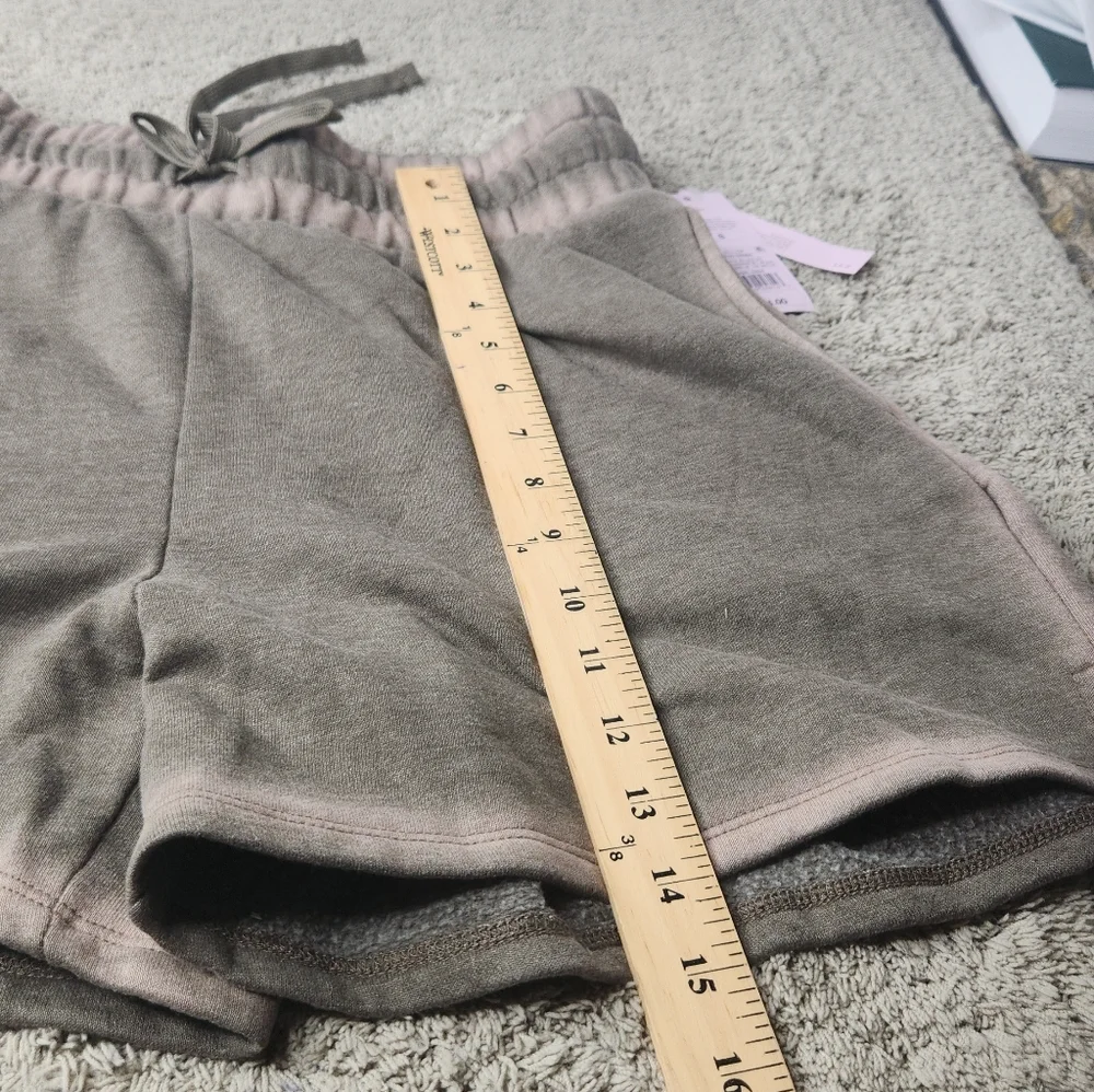 Women's Pull-On Perfect Fleece Shorts - Wild Fable Pewter S